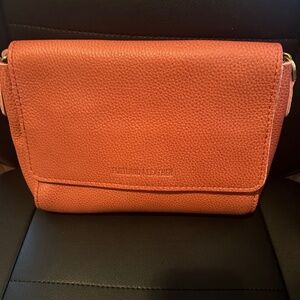 New Portland Leather Medium Metro CB